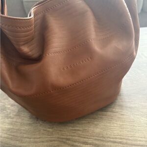 Elegant Brown Leather Shoulder Bag